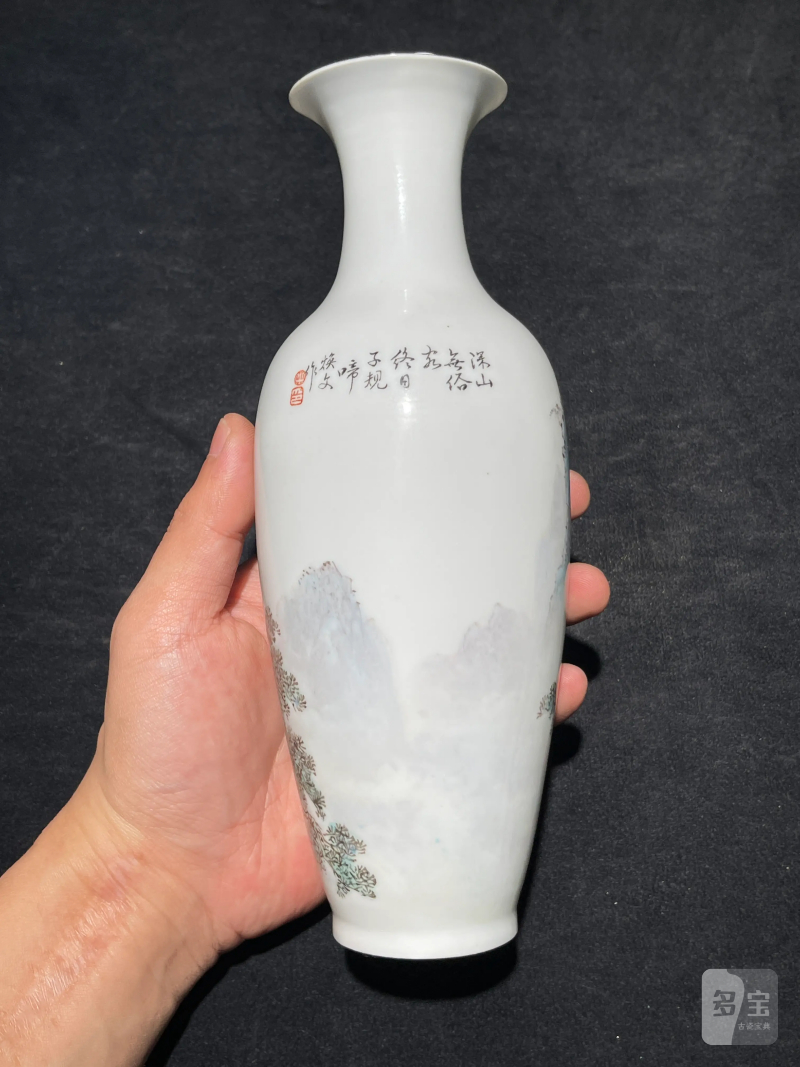 70年代 薄胎粉彩山水纹瓶一对 - 图14